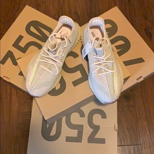 Yeezy Boost 350 v2 citrin